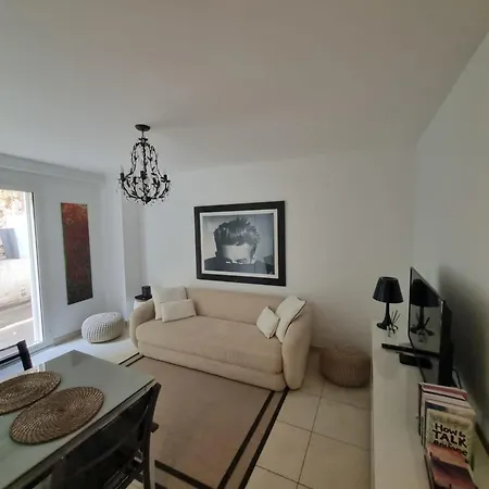 Cosy 1br Near Monaco Appartamento